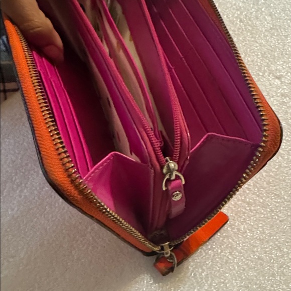 Kate Spade Orange Wallet - Picture 12 of 16